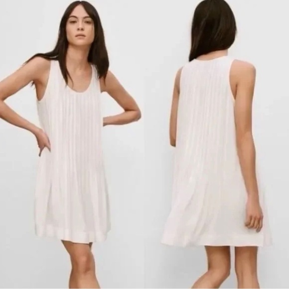 Aritzia Babaton Ilja Pleated Black Dress in Black - Picture 4 of 11